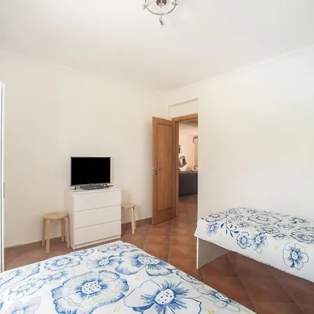 In Santa B Rbara With Garden And Terrace Σπίτι διακοπών